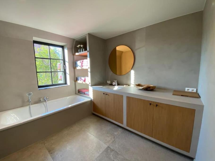 Vakantiehuis The Nuthouse Roeselare Luaran gambar